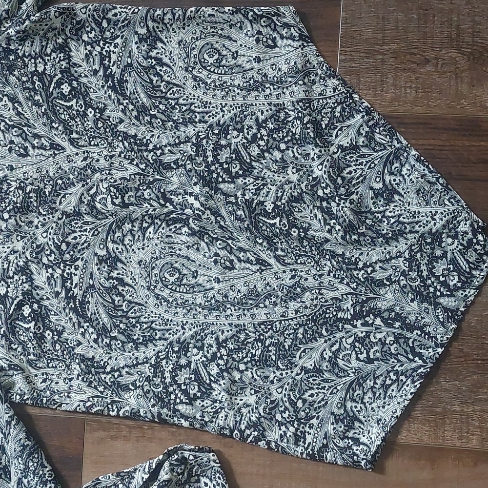 Zara blouse - Picture 3 of 9